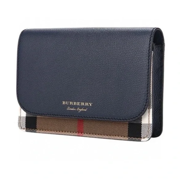 Burberry classic check leather crossbody bag with detachable/ adjustable… - Picture 8 of 9